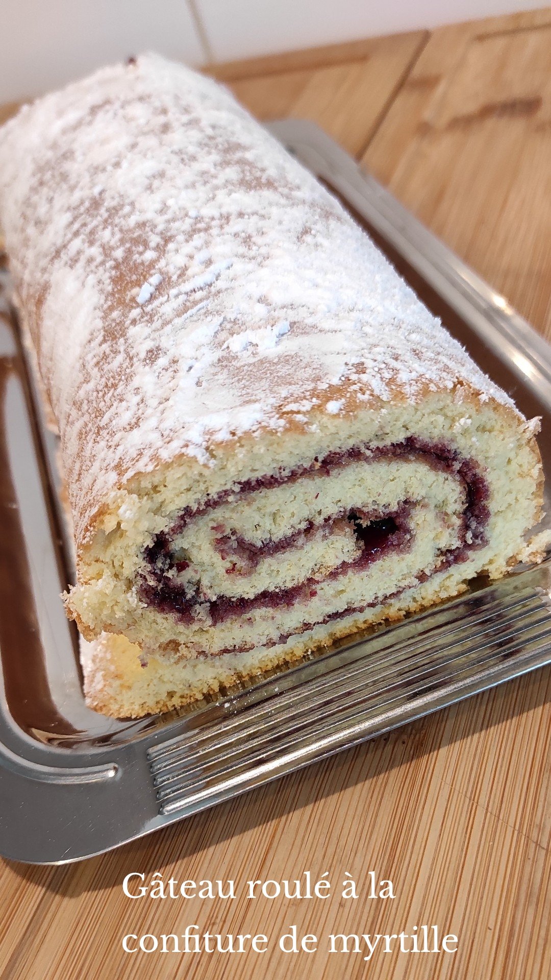 Gâteau roulé à la confiture de myrtille